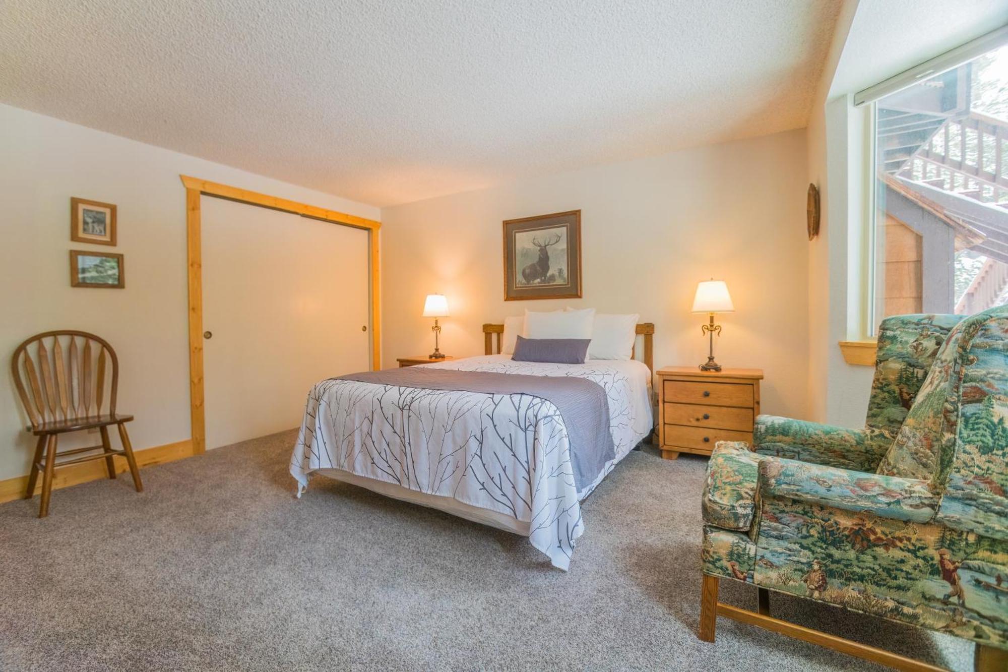 Hotel Timbers At Island Park Extérieur photo